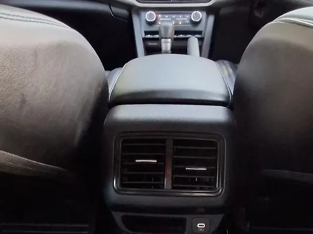 Used Mahindra Old Generation XUV700 AX 5 Diesel AT 7 STR [2021] in Lucknow