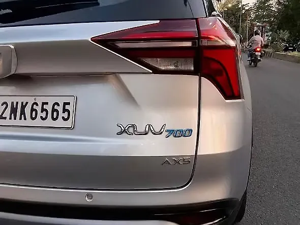 Used Mahindra Old Generation XUV700 AX 5 Diesel AT 7 STR [2021] in Lucknow