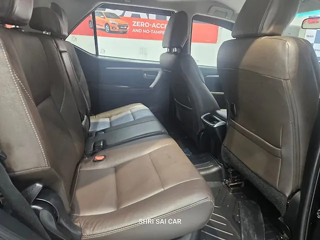 Used Toyota Fortuner [2016-2021] 2.8 4x2 AT [2016-2020] in Kanpur