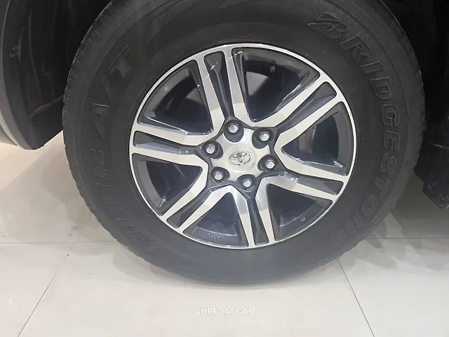 Used Toyota Fortuner [2016-2021] 2.8 4x2 AT [2016-2020] in Kanpur