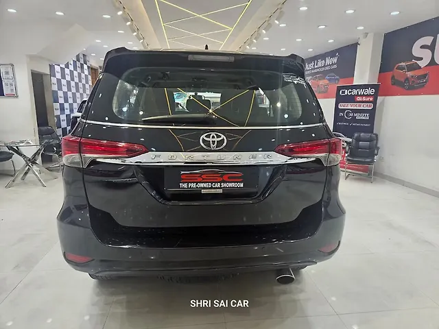 Used Toyota Fortuner [2016-2021] 2.8 4x2 AT [2016-2020] in Kanpur