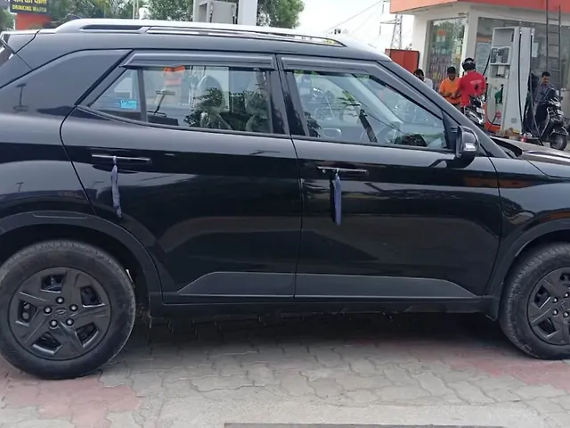 Used Hyundai Venue [2022-2023] SX 1.2 Petrol in Dehradun