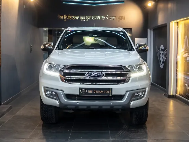 Used 2018 Ford Endeavour in Dehradun