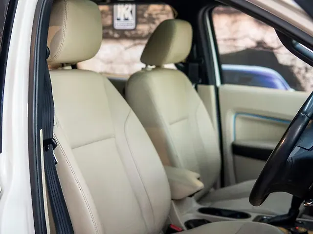 Used Ford Endeavour [2016-2019] Titanium 3.2 4x4 AT in Dehradun