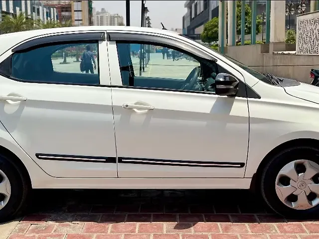 Used Tata Tiago XT CNG [2022-2023] in Ghaziabad