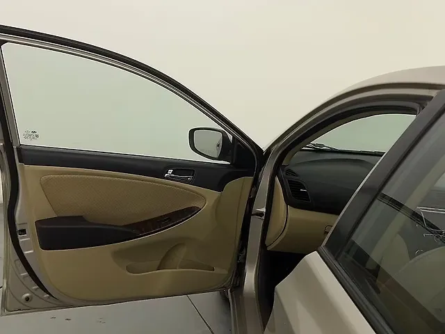 Used Hyundai Verna [2011-2015] Fluidic 1.6 VTVT SX Opt AT in Ghaziabad