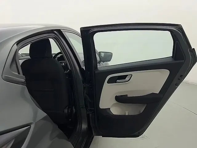 Used Tata Altroz [2020] [2020-2025] XZ Plus (S) in Delhi