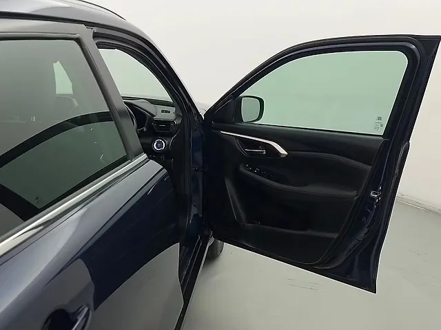 Used Maruti Suzuki Grand Vitara Alpha Plus Intelligent Hybrid eCVT [2023-2025] in Ghaziabad