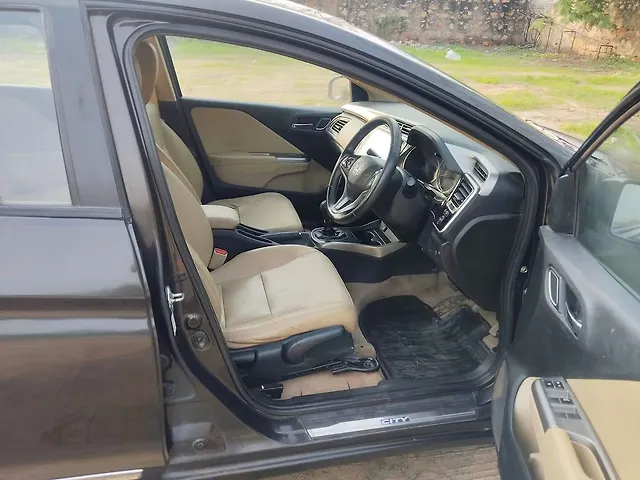 Used Honda City 4th Generation ZX Petrol [2019-2019] in Jaipur