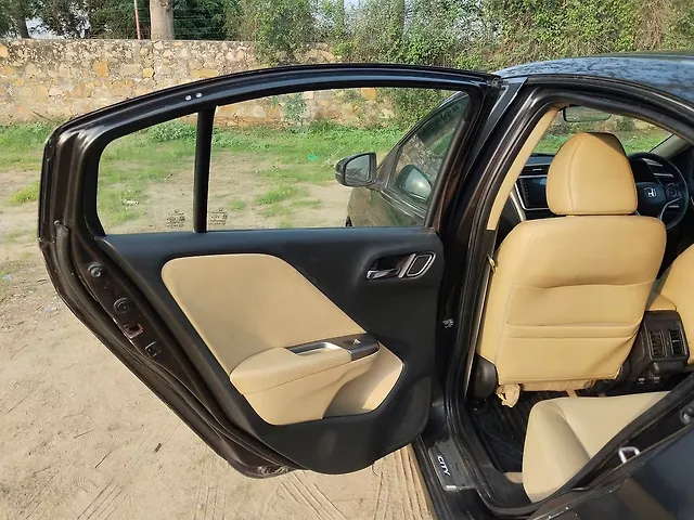 Used Honda City 4th Generation ZX Petrol [2019-2019] in Jaipur