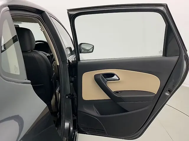 Used Volkswagen Polo [2014-2015] Highline1.2L (P) in Jaipur