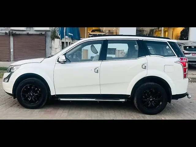 Used Mahindra XUV500 [2015-2018] W10 in Kanpur