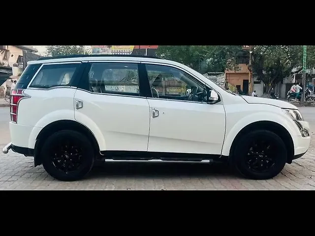 Used Mahindra XUV500 [2015-2018] W10 in Kanpur