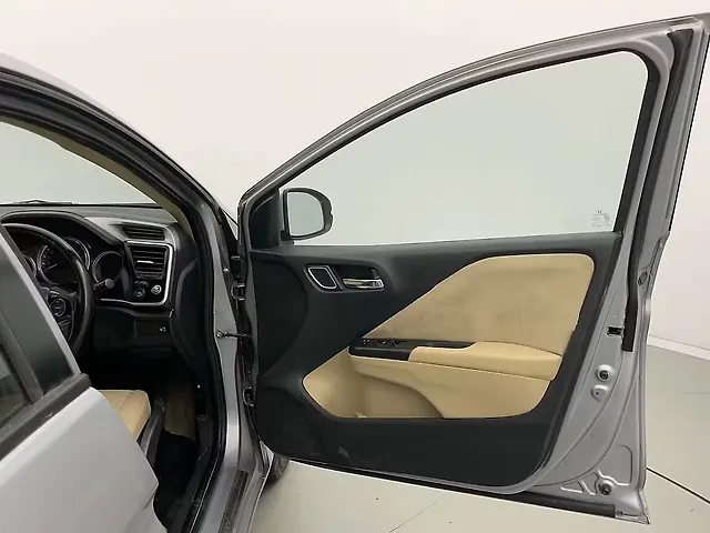 Used Honda City 4th Generation V CVT Petrol [2017-2019] in Jaipur