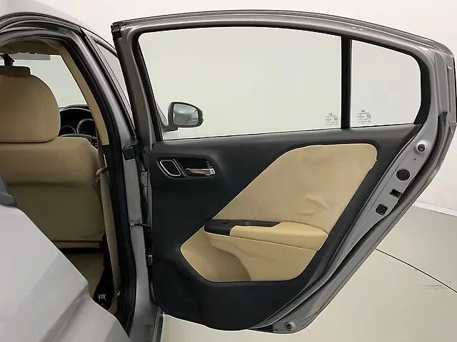 Used Honda City 4th Generation V CVT Petrol [2017-2019] in Jaipur