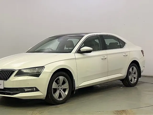 Used 2017 Skoda Superb in Kolkata