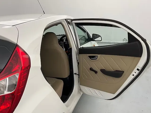Used Hyundai Eon Sportz in Lucknow