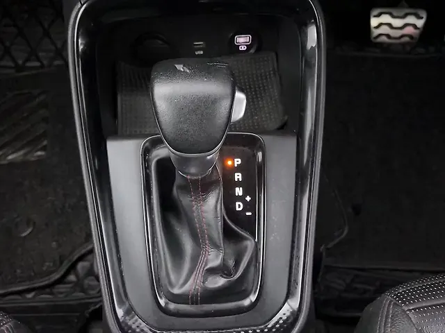 Used Kia Sonet [2020-2022] GTX Plus 1.5 AT [2020-2021] in Lucknow