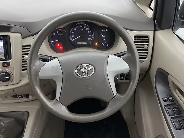 Used Toyota Innova [2012-2013] 2.5 GX 8 STR BS-III in Lucknow
