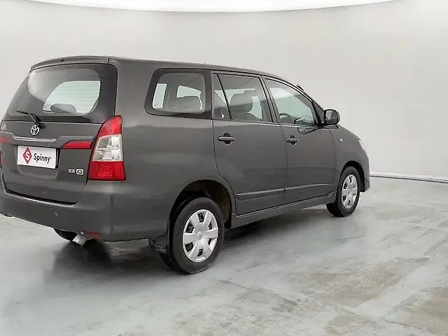 Used Toyota Innova [2012-2013] 2.5 GX 8 STR BS-III in Lucknow