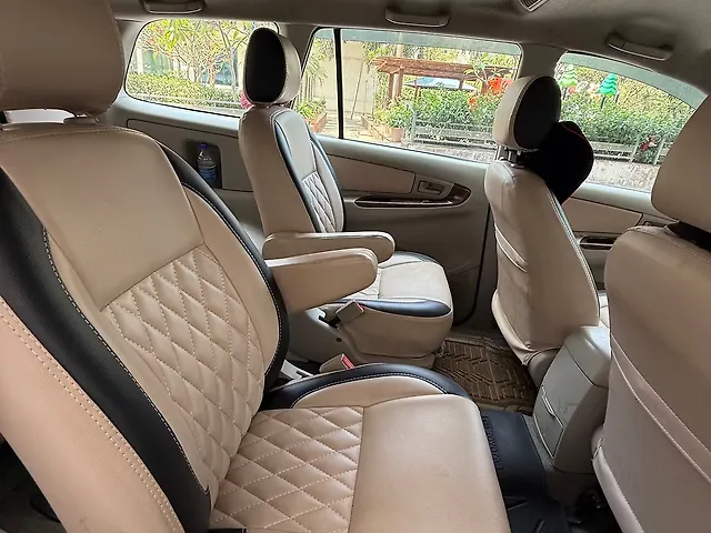 Used Toyota Innova [2013-2014] 2.5 GX 7 STR BS-III in Thane