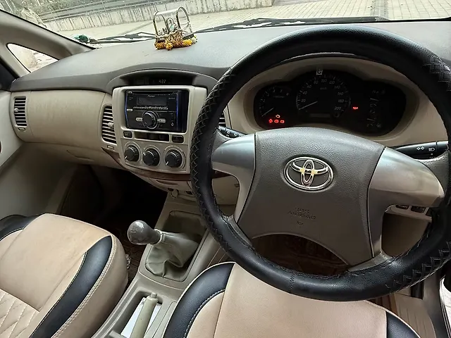 Used Toyota Innova [2013-2014] 2.5 GX 7 STR BS-III in Thane