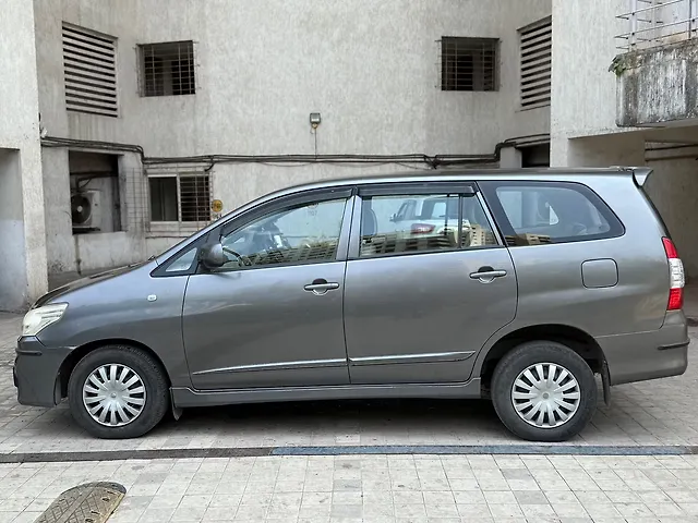Used Toyota Innova [2013-2014] 2.5 GX 7 STR BS-III in Thane