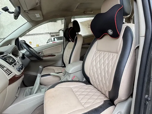 Used Toyota Innova [2013-2014] 2.5 GX 7 STR BS-III in Thane