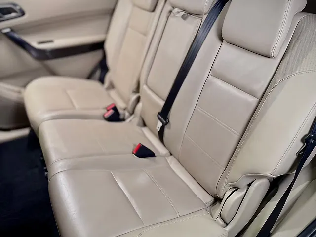 Used Ford Endeavour Titanium Plus 2.0 4x2 AT in Delhi