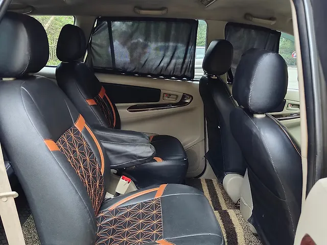 Used Toyota Innova [2013-2014] 2.5 GX 7 STR BS-III in Thane