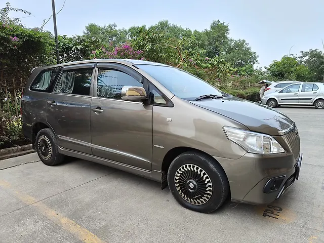 Used 2014 Toyota Innova in Thane