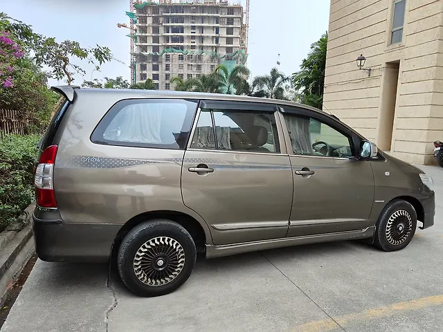 Used Toyota Innova [2013-2014] 2.5 GX 7 STR BS-III in Thane