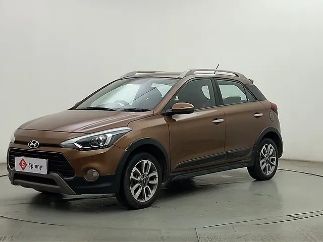 Used 2015 Hyundai i20 Active in Thane