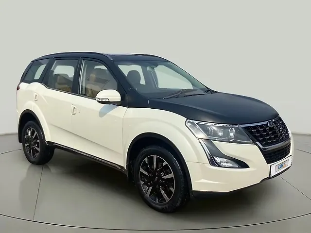 Used 2019 Mahindra XUV500 in Surat