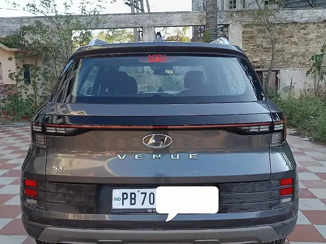 Used Hyundai Venue [2022-2023] SX 1.2 Petrol in Zirakpur