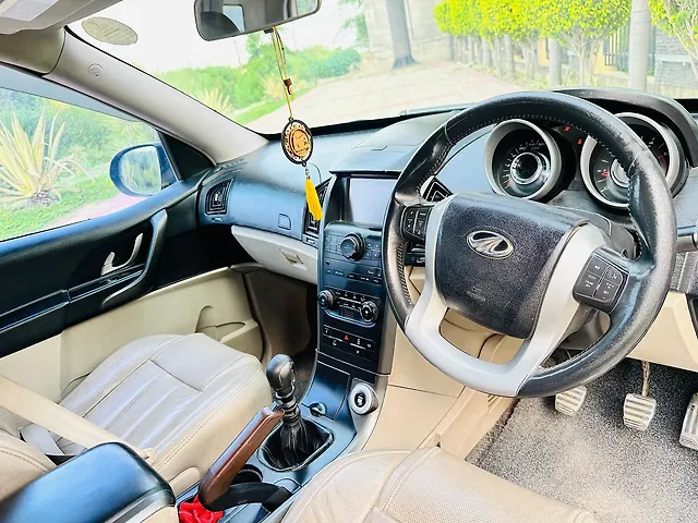 Used Mahindra XUV500 [2015-2018] W10 1.99 in Lucknow