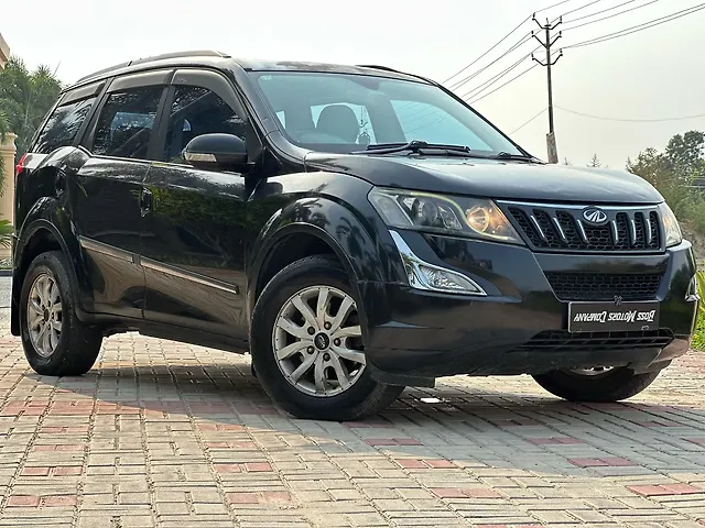 Used Mahindra XUV500 [2015-2018] W10 1.99 in Lucknow