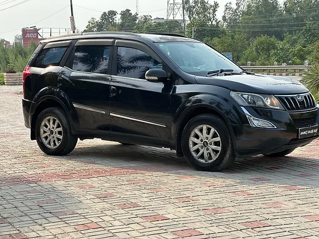 Used Mahindra XUV500 [2015-2018] W10 1.99 in Lucknow