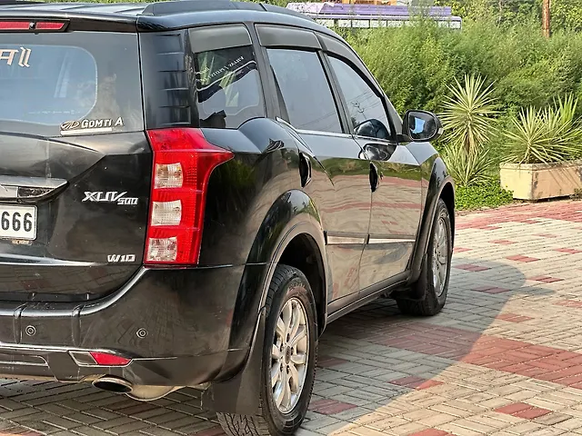 Used Mahindra XUV500 [2015-2018] W10 1.99 in Lucknow