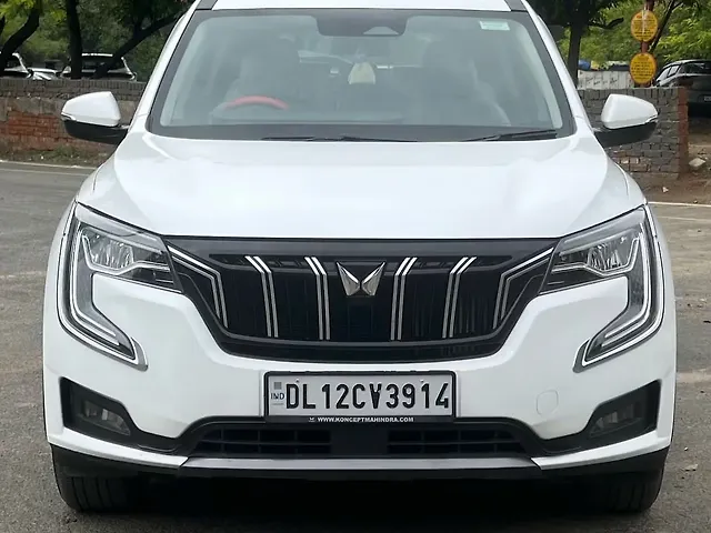 Used 2022 Mahindra XUV700 in Delhi