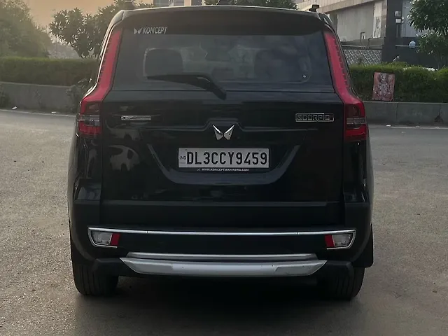 Used Mahindra Scorpio N Z8 Petrol MT 7 STR [2022] in Delhi