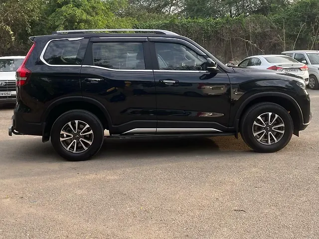 Used Mahindra Scorpio N Z8 Petrol MT 7 STR [2022] in Delhi