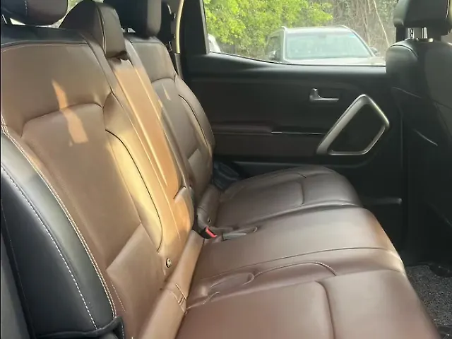 Used Mahindra Scorpio N Z8 Petrol MT 7 STR [2022] in Delhi