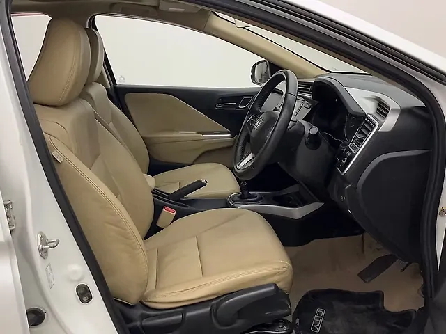 Used Honda City 4th Generation ZX Petrol [2019-2019] in Hyderabad