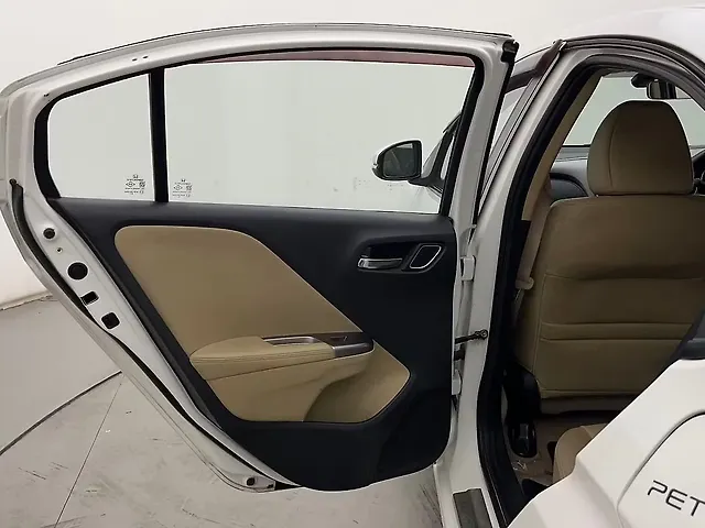 Used Honda City 4th Generation ZX Petrol [2019-2019] in Hyderabad