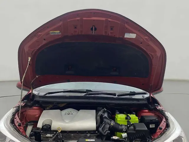 Used Toyota Yaris J MT in Hyderabad