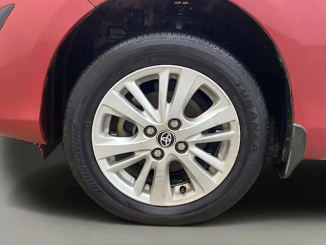 Used Toyota Yaris J MT in Hyderabad