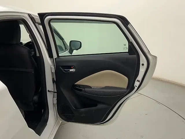 Used Toyota Glanza V AMT in Pune
