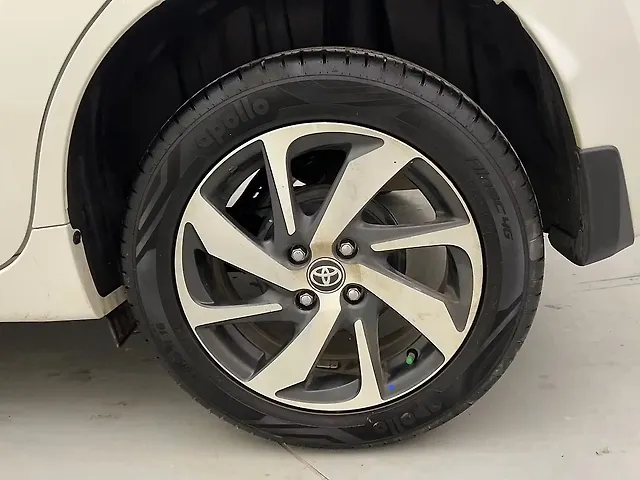 Used Toyota Glanza V AMT in Pune