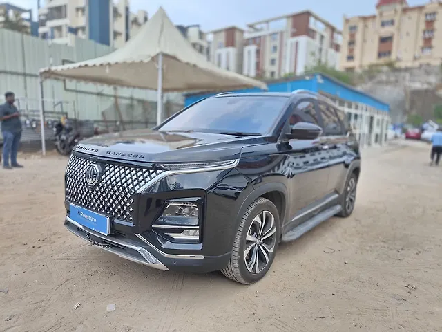 Used MG Hector Plus Sharp Pro 1.5 Turbo Petrol CVT 7 STR [2023] in Hyderabad